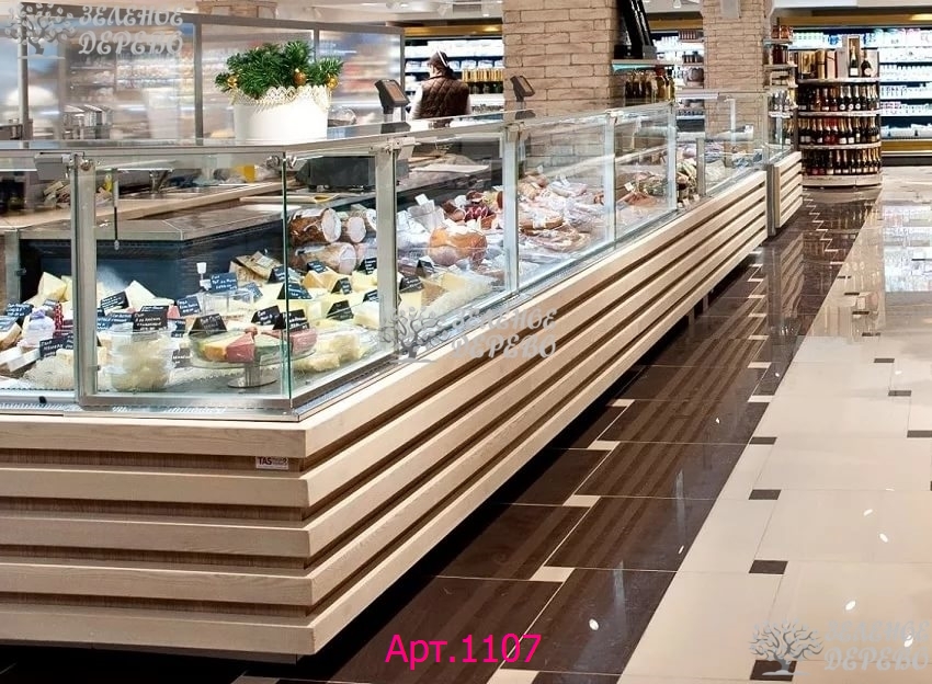 Отделка деревянными панелями с  декоративными рейками  магазина